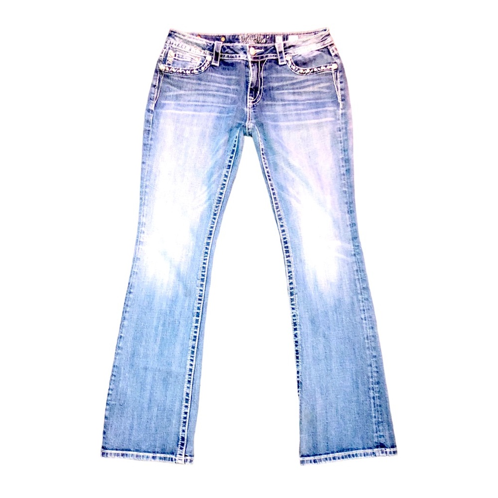 Miss Me Sz 31 low waisted bootcut jeans with silver studded back pockets